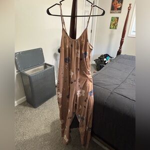 Medium floral romper